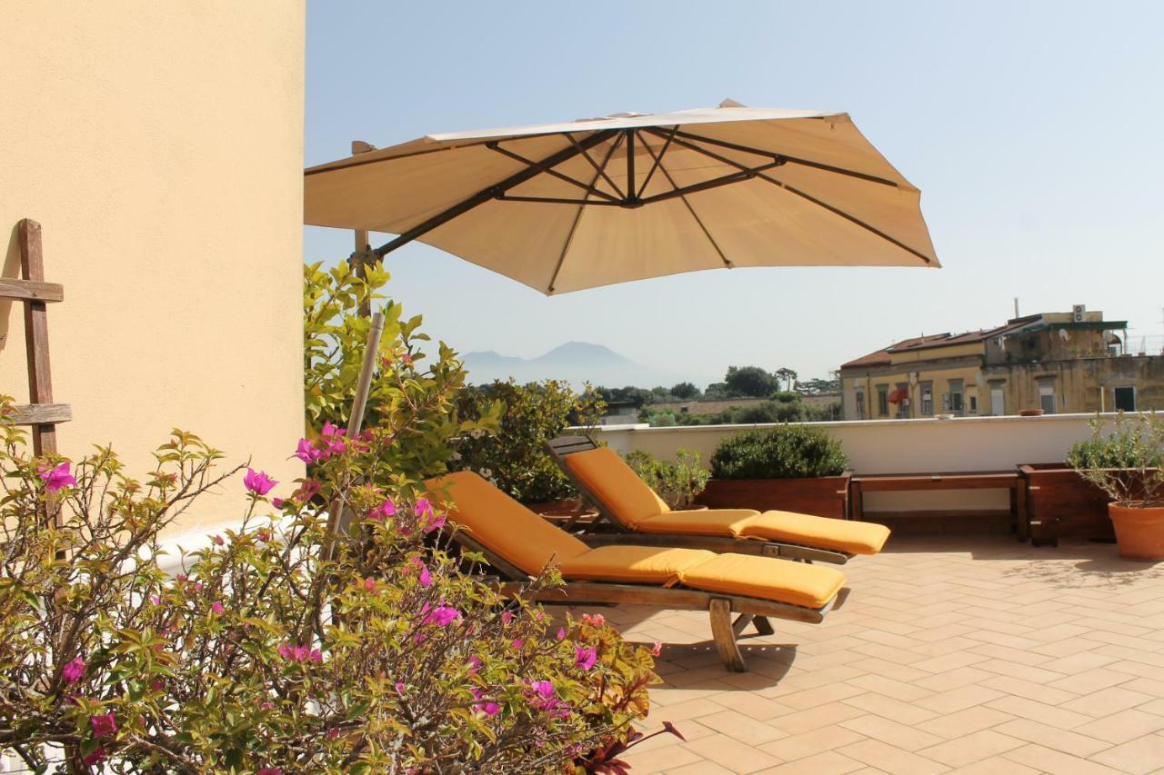 Bed and Breakfast Il Portoncino Nápoles Exterior foto