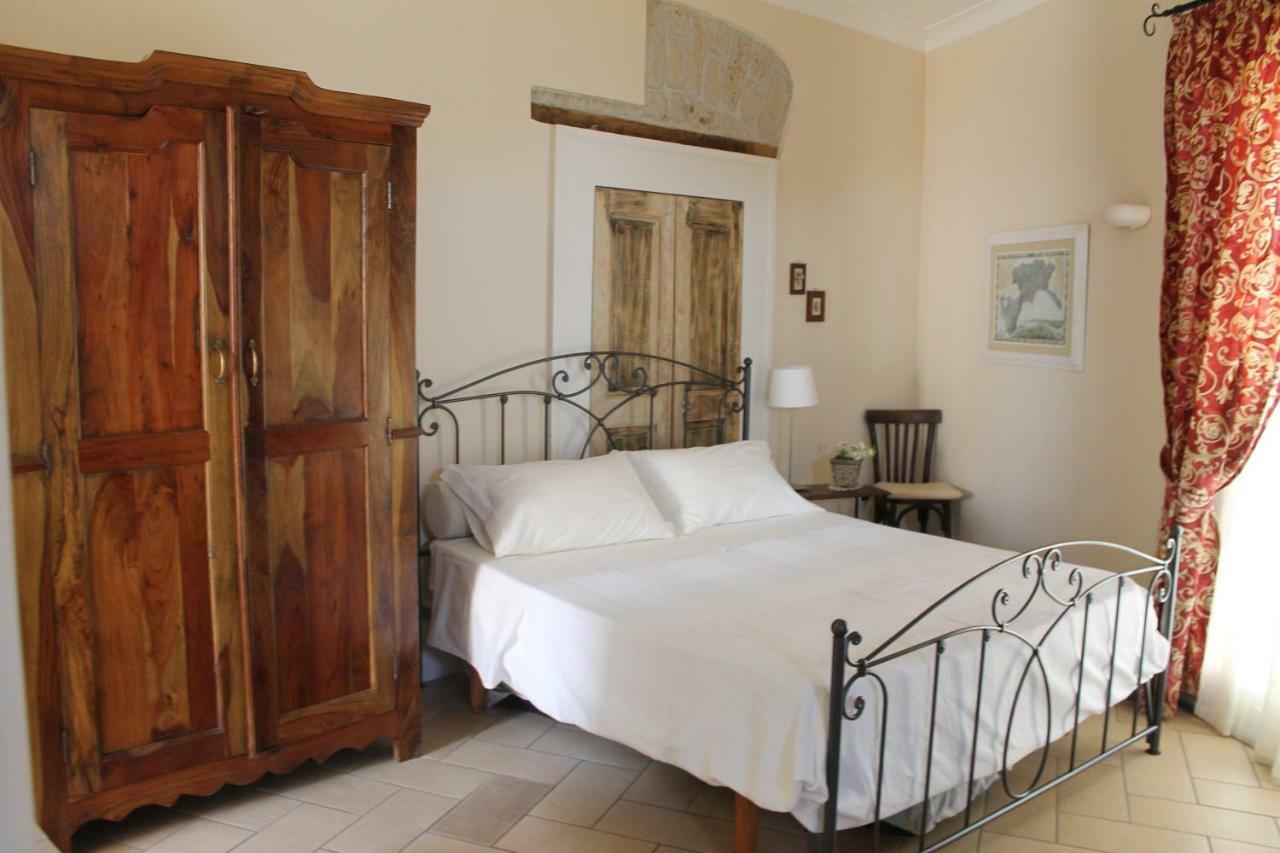 Bed and Breakfast Il Portoncino Nápoles Exterior foto